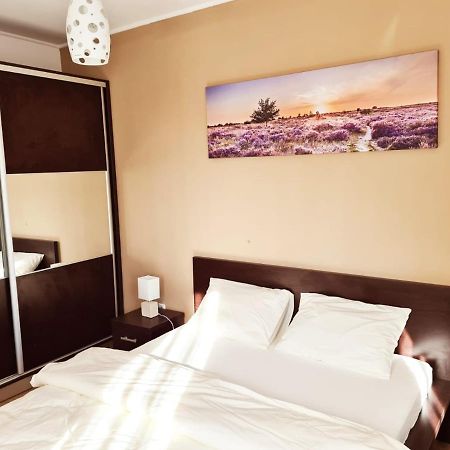 Ideal Apartments Oradea Ngoại thất bức ảnh