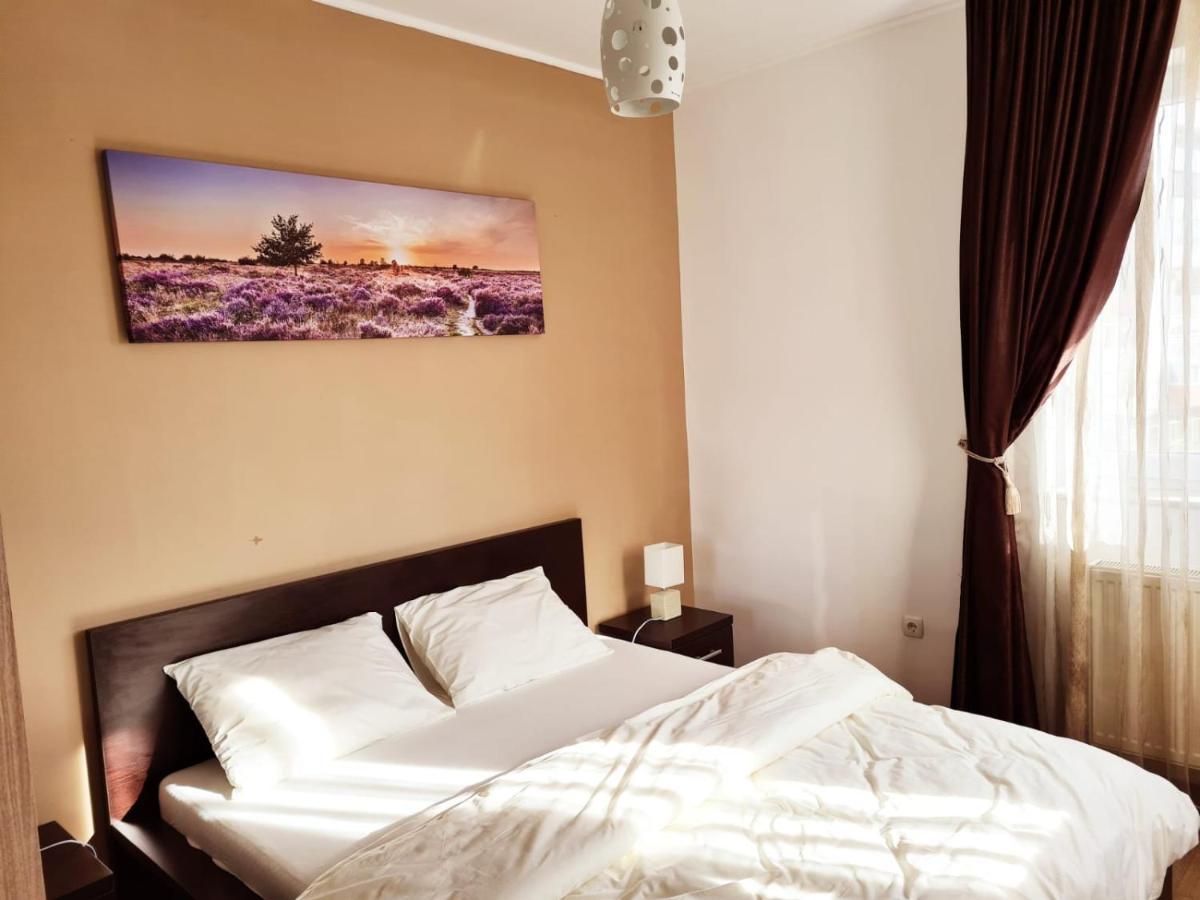 Ideal Apartments Oradea Ngoại thất bức ảnh